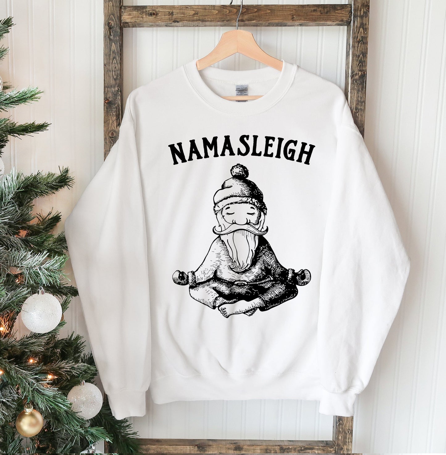 Christmas Sweatshirt | Namasleigh air-jet spun yarn quarter Sweatshirt